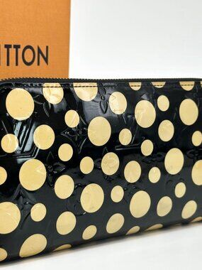 Louis Vuitton Zippy Wallet Vernis Monogram Yayoi Kusama Dot